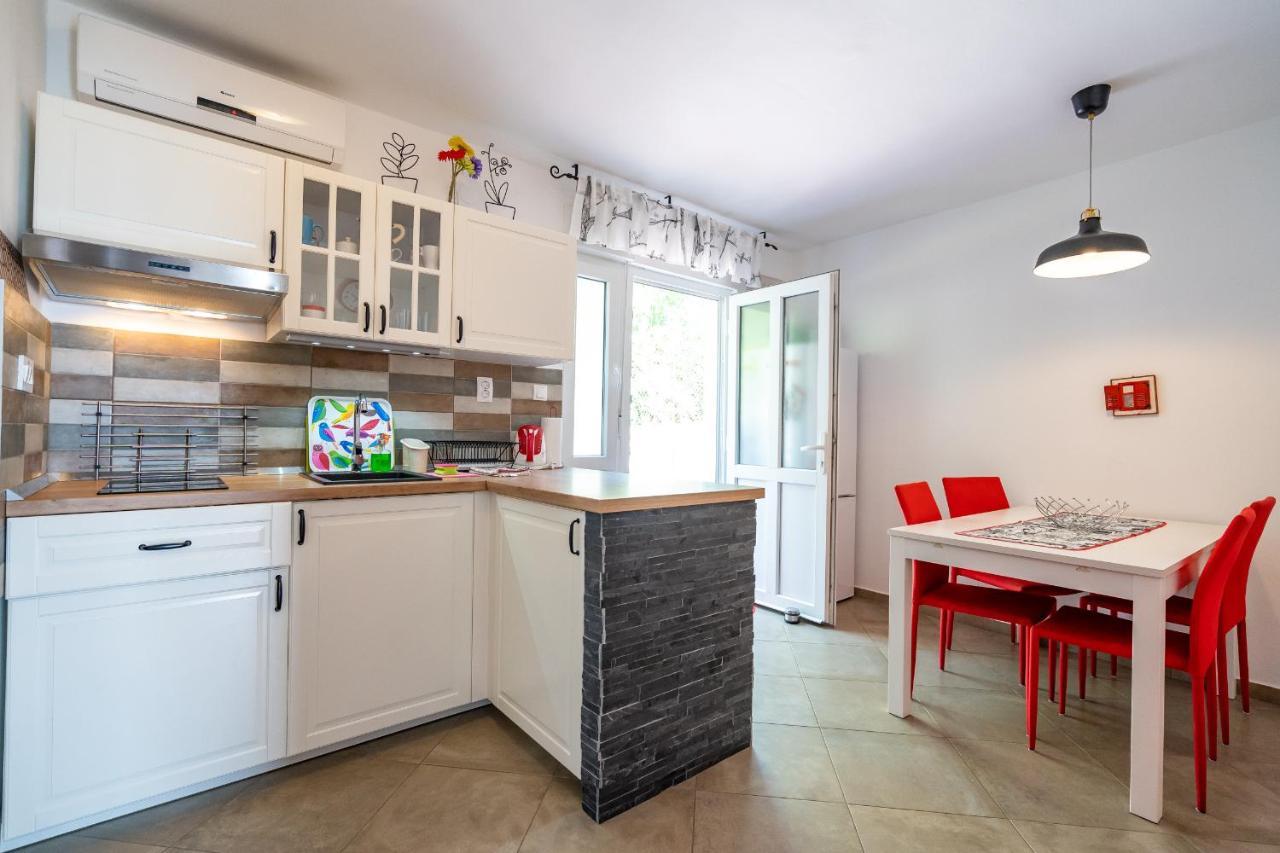 Stara Baska Apartments Exterior photo